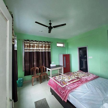 Mohinder & Mohindra Home Stay Bīr Exterior foto