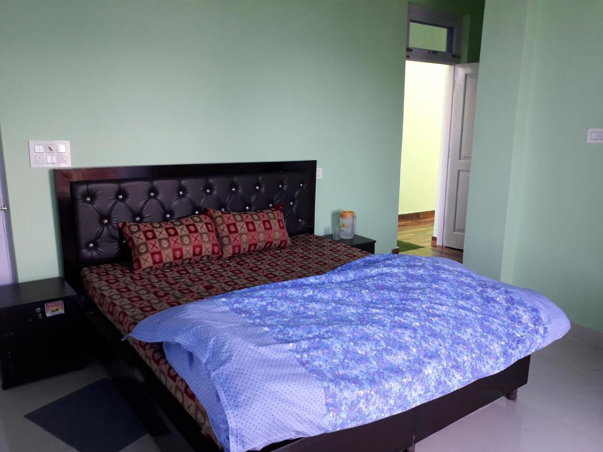 Mohinder & Mohindra Home Stay Bīr Exterior foto