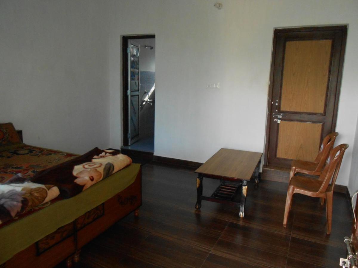 Mohinder & Mohindra Home Stay Bīr Exterior foto