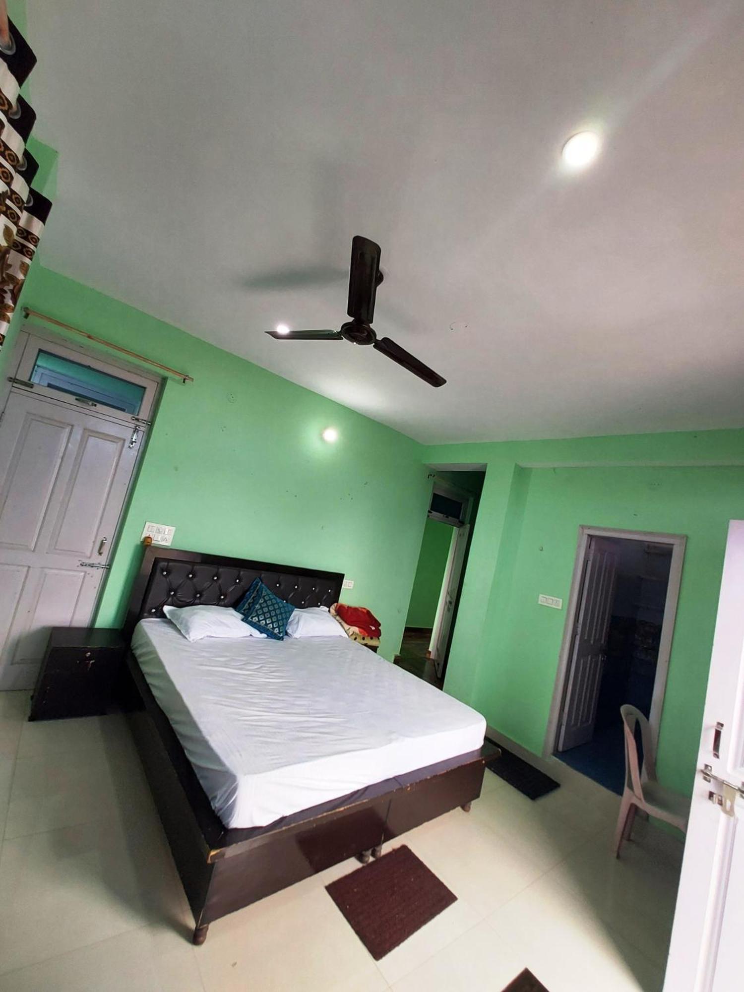 Mohinder & Mohindra Home Stay Bīr Exterior foto