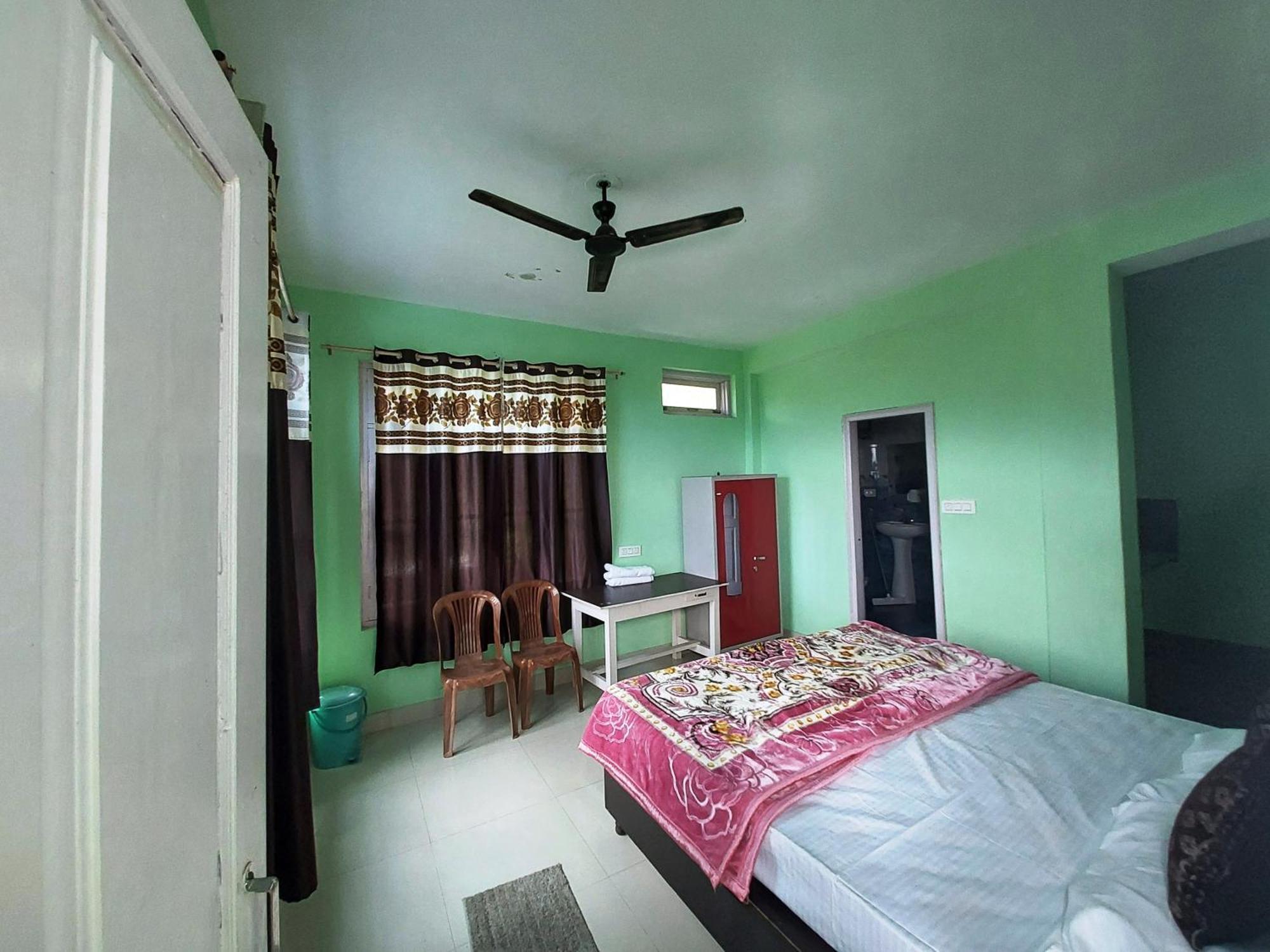 Mohinder & Mohindra Home Stay Bīr Exterior foto