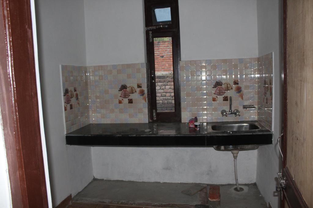 Mohinder & Mohindra Home Stay Bīr Exterior foto
