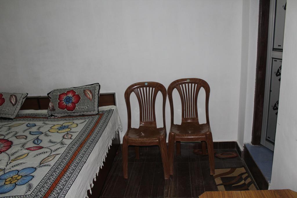 Mohinder & Mohindra Home Stay Bīr Exterior foto